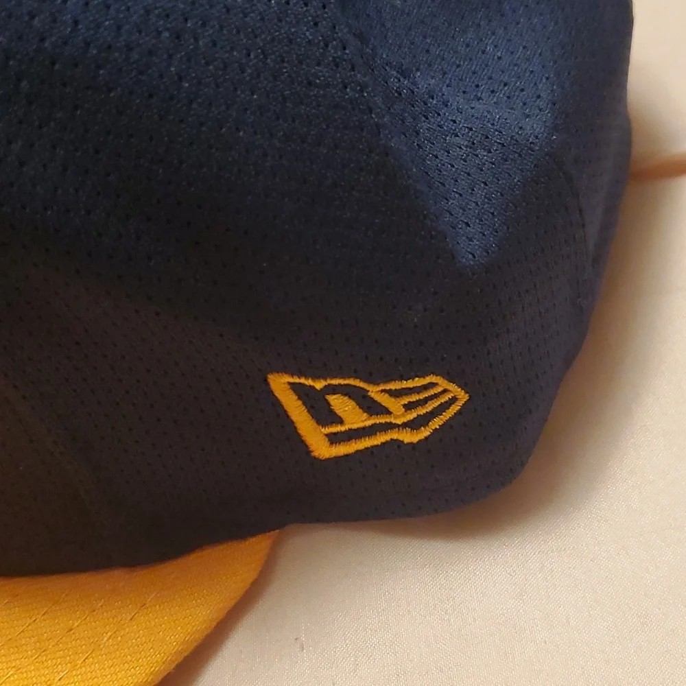 Hat - Picture 3 of 5